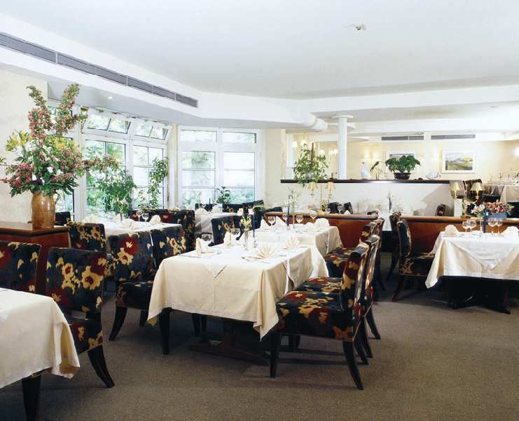 Best Western Hotel Schmoeker-Hof Norderstedt Restoran fotoğraf